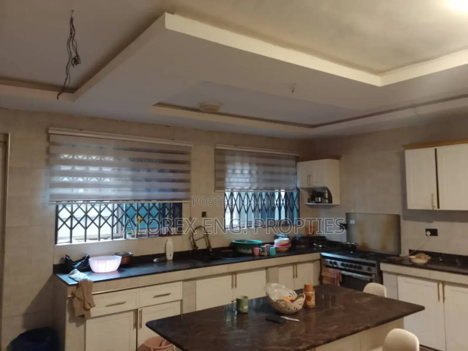 9bdrm House in Self Compound House, Oyibi for sale