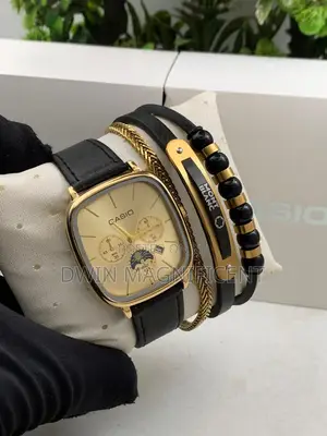 Round Face Casio Analog Watch