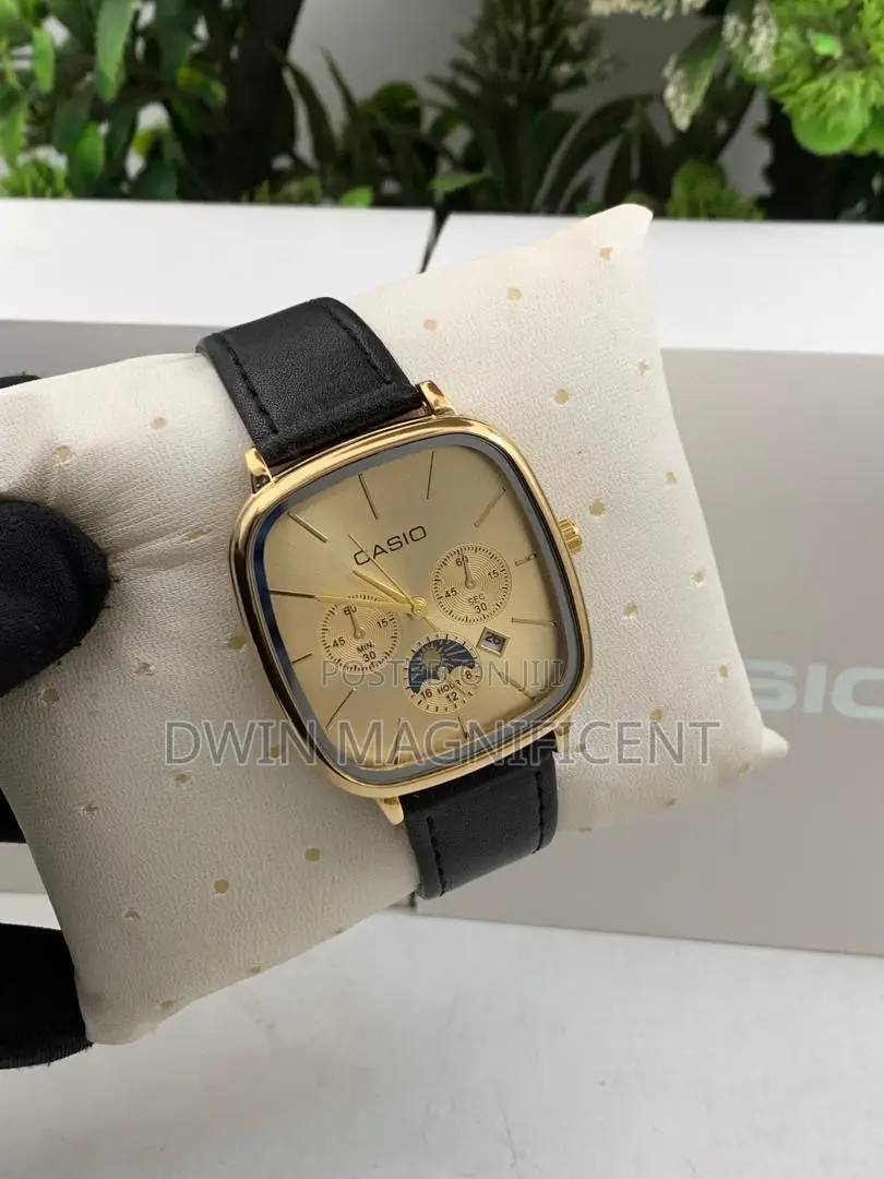 Round Face Casio Analog Watch