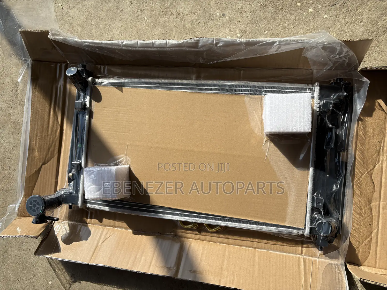 Pontiac Vibe Radiator Tank 2003 2004 2005 2006 2007 2008