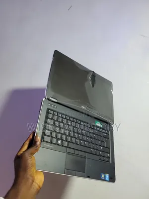 New Laptop Dell Adamo Onyx 8GB Intel Core I5 HDD 500GB