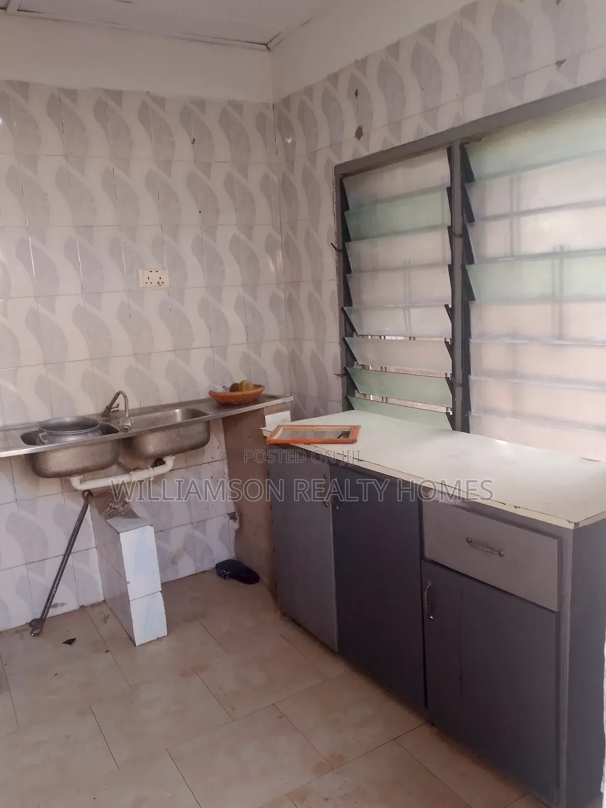 1bdrm Apartment in Coastal Estate Area, Spintex for rent
