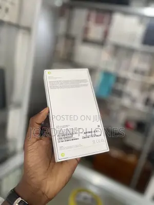 New Apple iPhone 13 128 GB Black