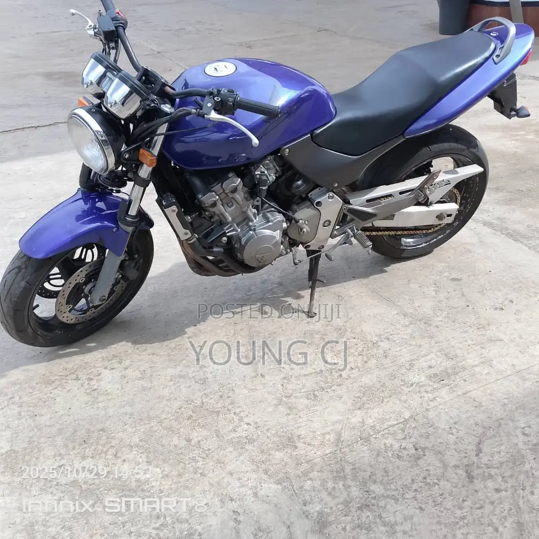 Honda Hornet 2019 Blue