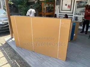 85′′ Samsung Q60c Enter the World of Billion-Shade Color