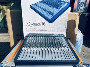 Soundcraft Signature 16 Channel