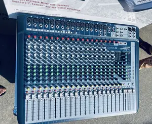 Soundcraft Signature 22 Channel