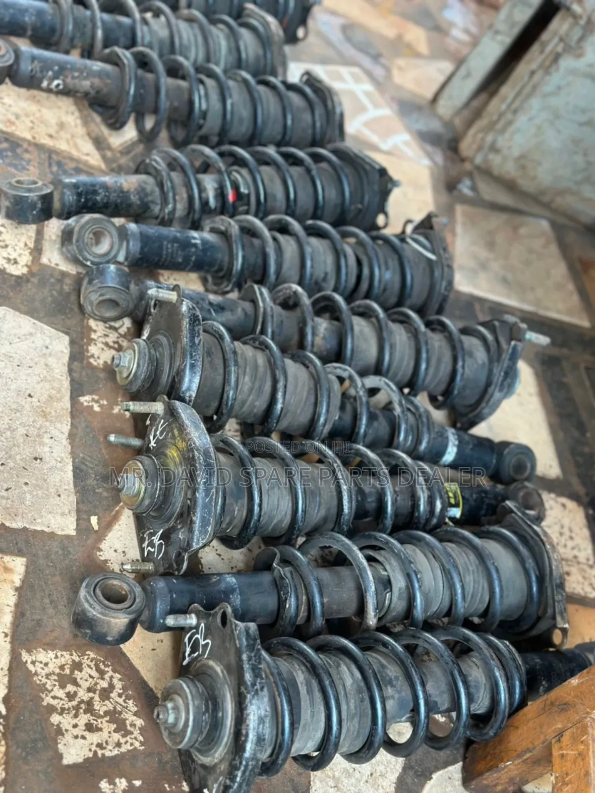 Toyota Sienta Back Shocks