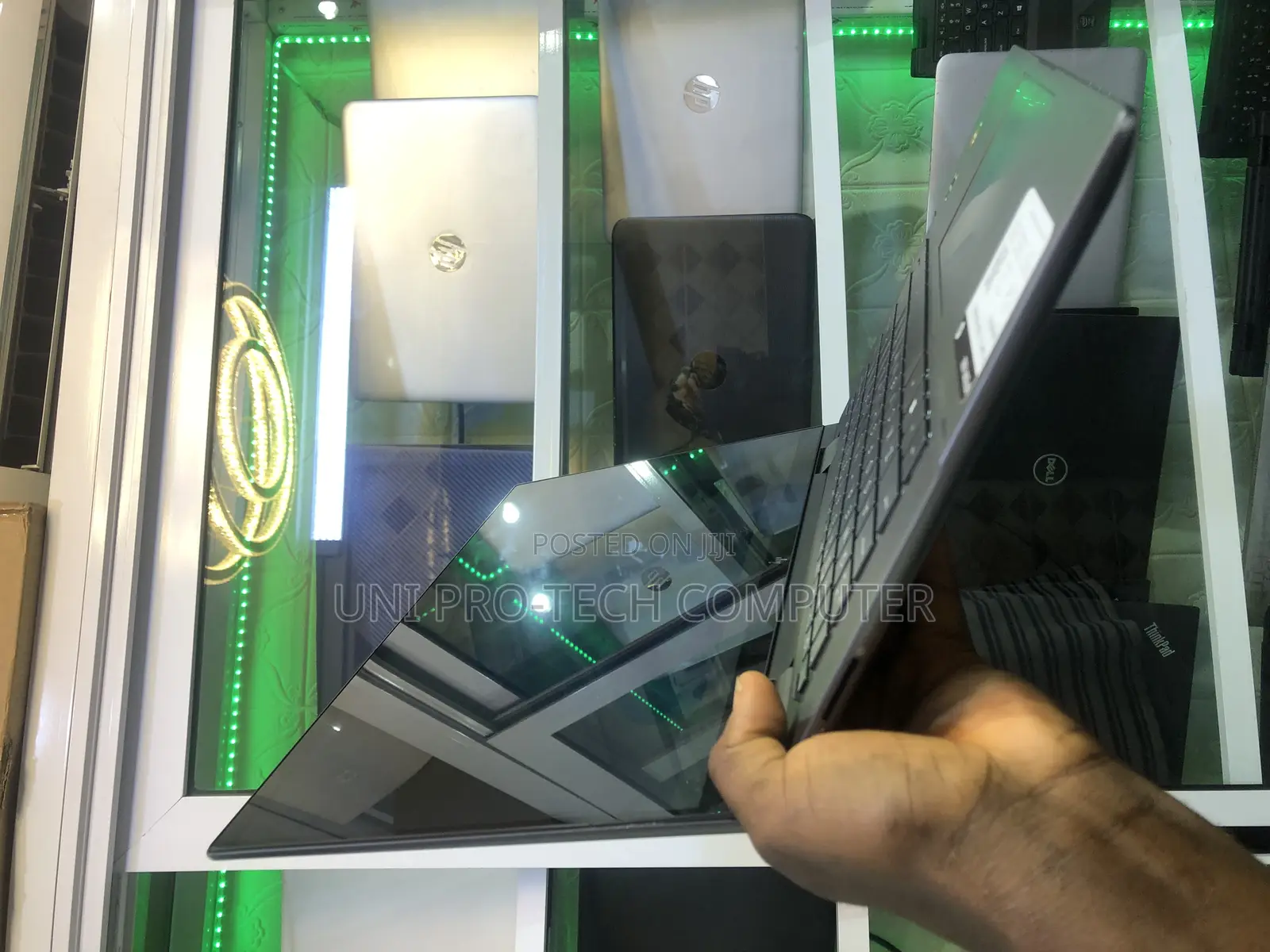 Laptop HP Envy 15-Ep0xxx 8GB AMD Ryzen 5 SSD 256GB