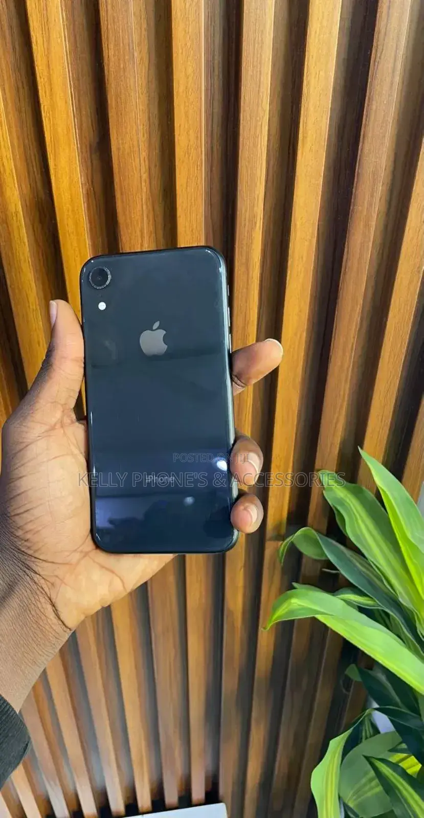 Apple iPhone XR 64 GB Black