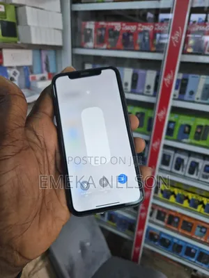 Apple iPhone 11 64 GB Black