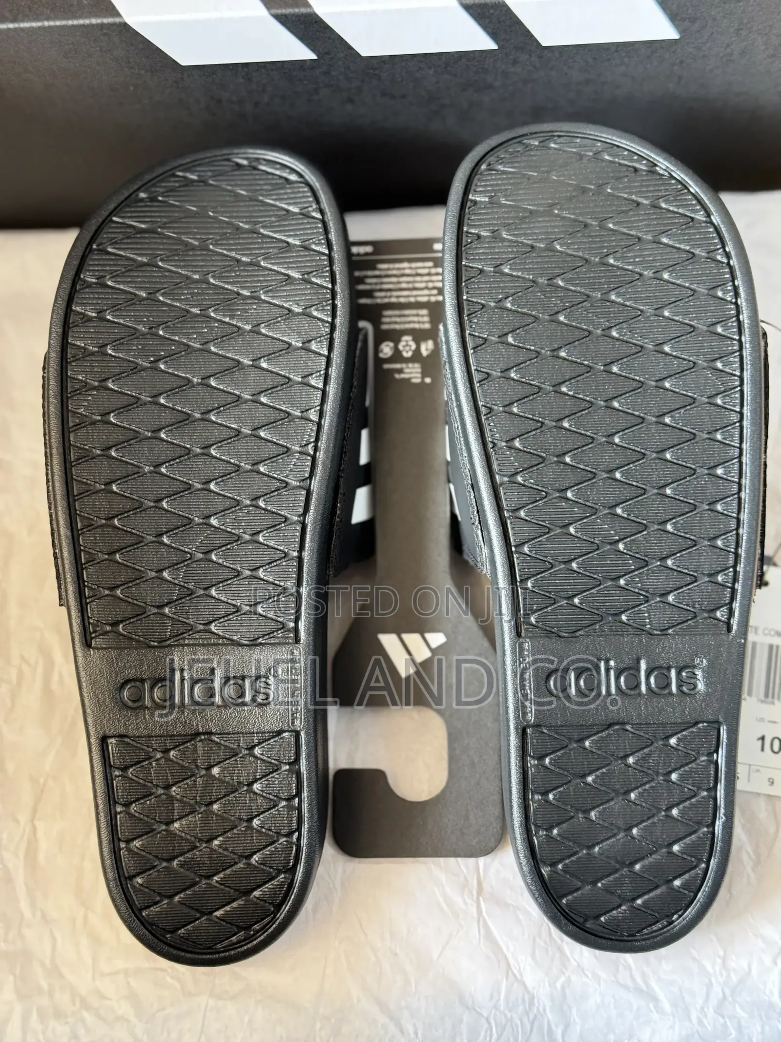 Original Adidas Adilette Comfort Black and White