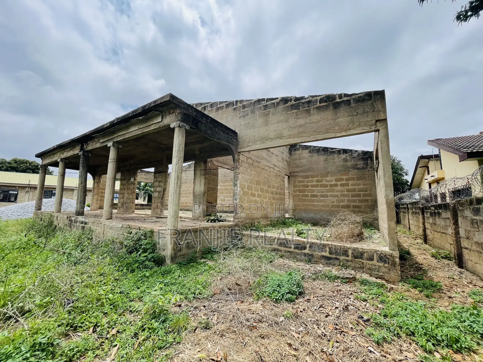 Uncompleted 3 Bedroom House For Sale @ Kasoa.