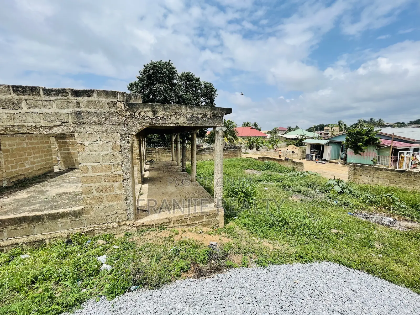 Uncompleted 3 Bedroom House For Sale @ Kasoa.