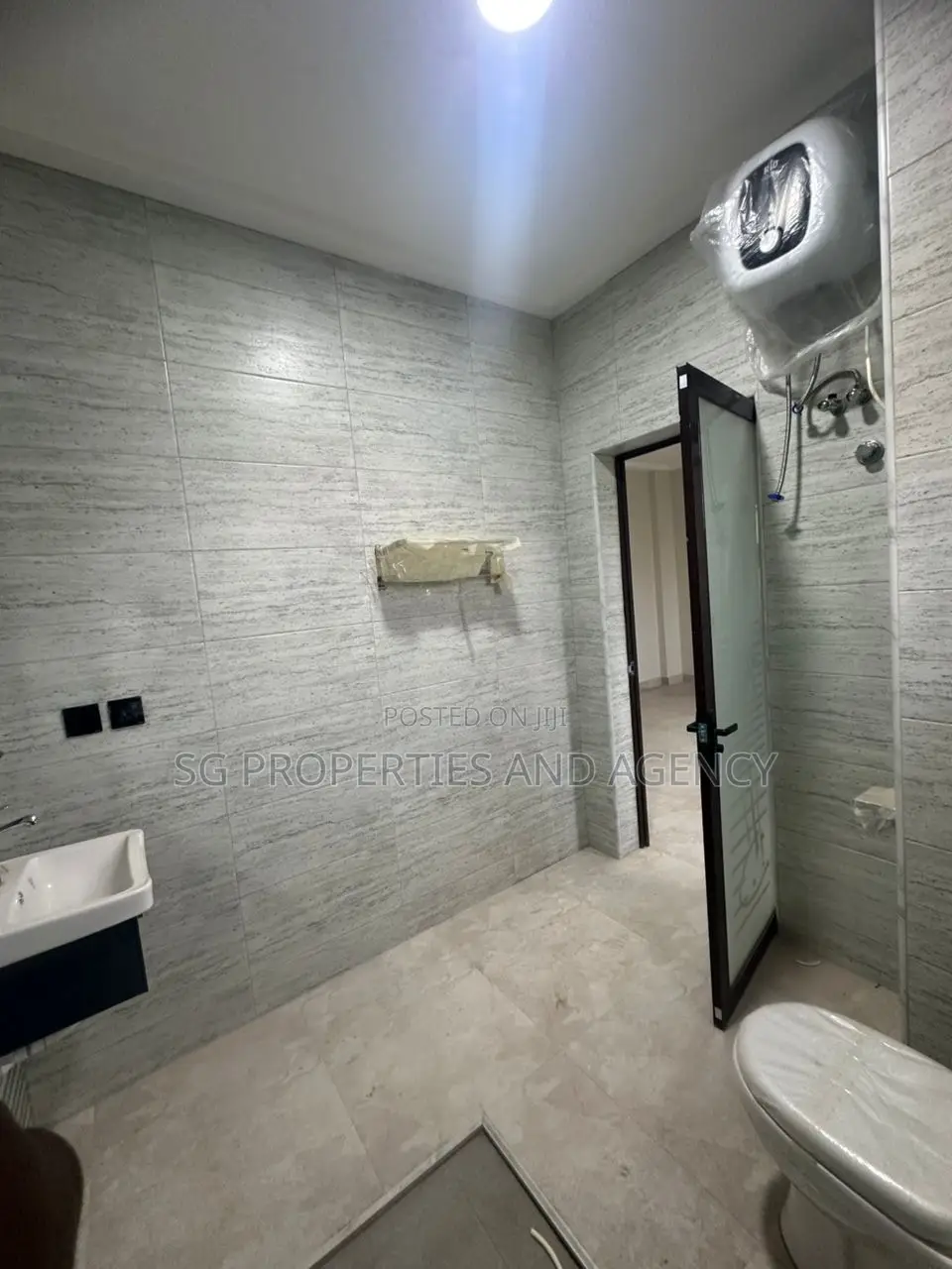 2bdrm Apartment in Manet,Spintex for rent