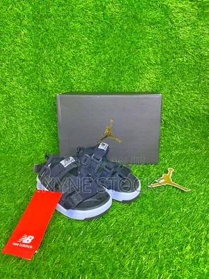 New Balance Sandals— Kids