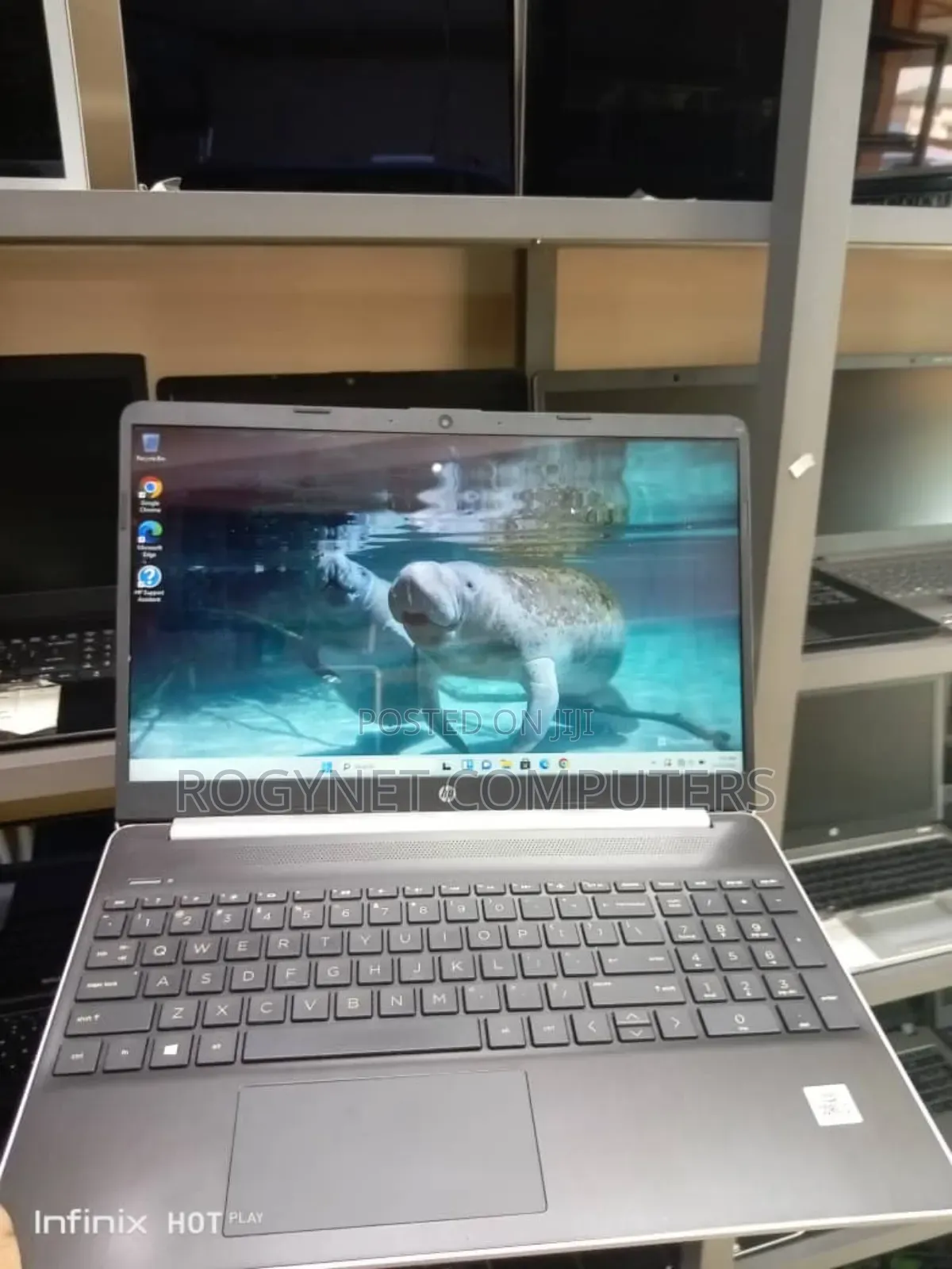 Laptop HP 15-dy1032wm 8GB Intel Core i3 SSD 256GB