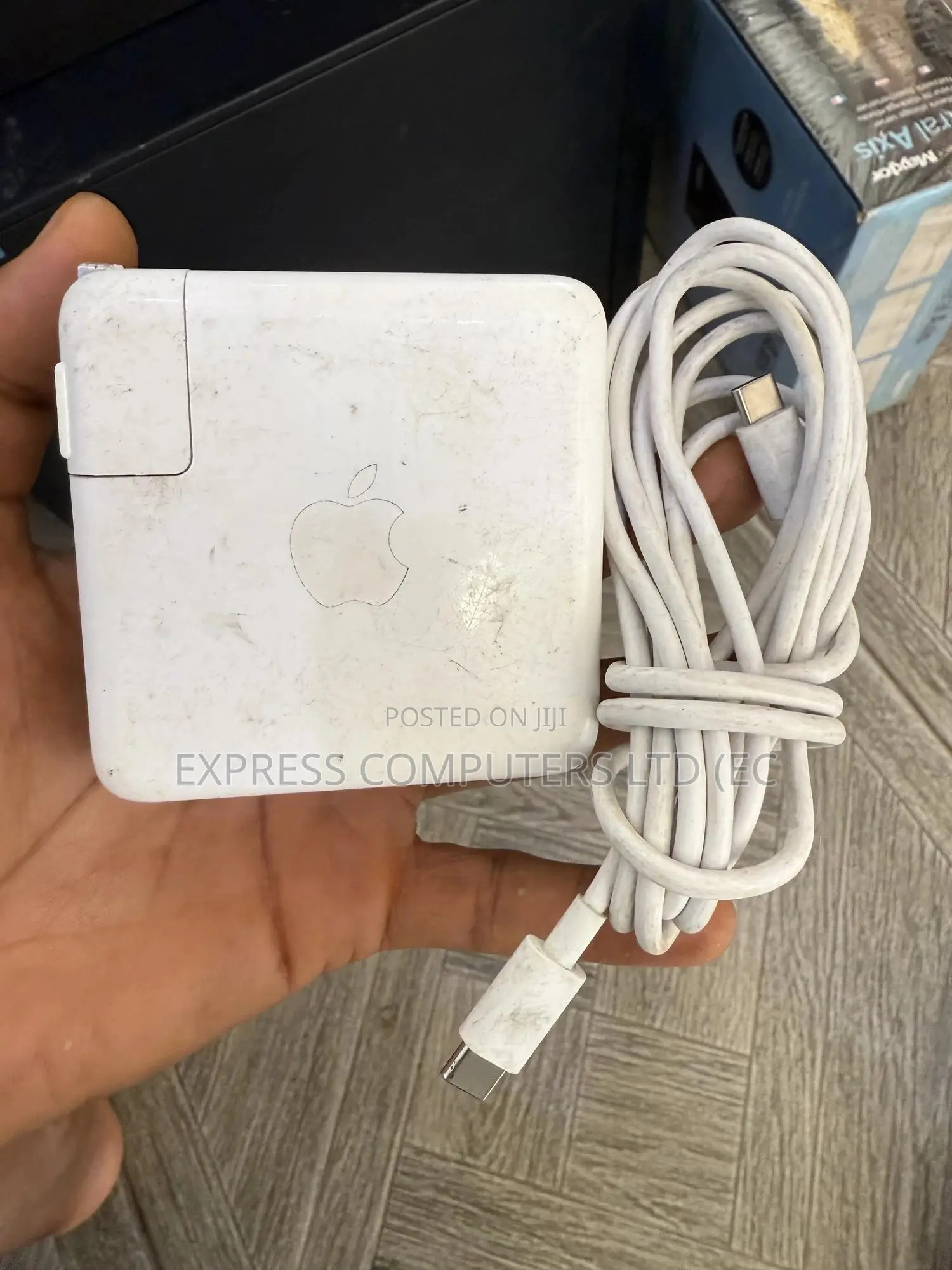 Mac Book Pro 96watt Usb C Original Charger Home Used Uk Original