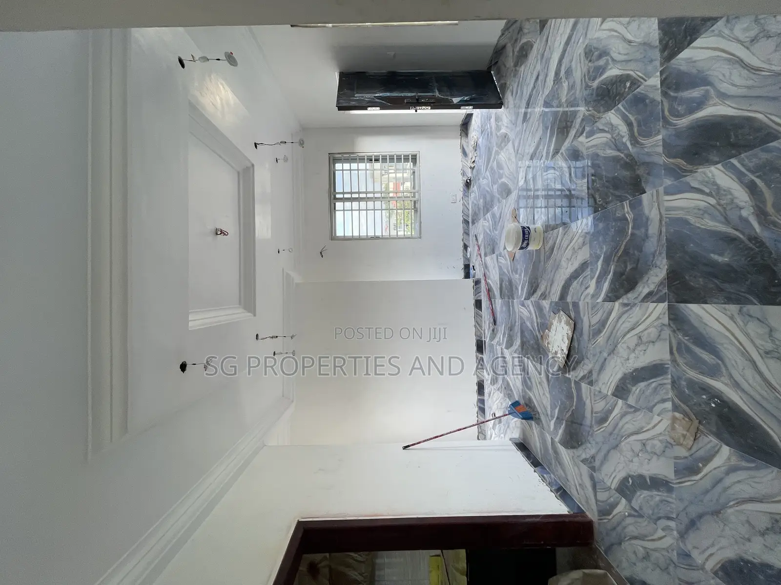 2bdrm Apartment in Lashibi, Sakumono for rent