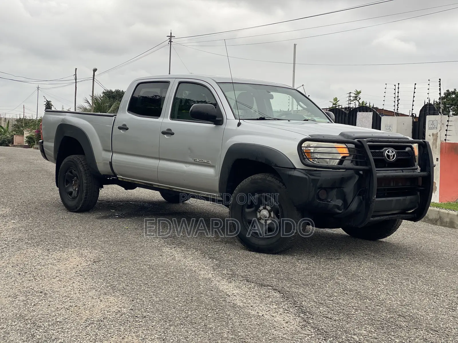 Toyota Tacoma V6 4dr Double Cab 4WD 5.0 ft. SB (4.0L 6cyl 5A) 2014 Gray