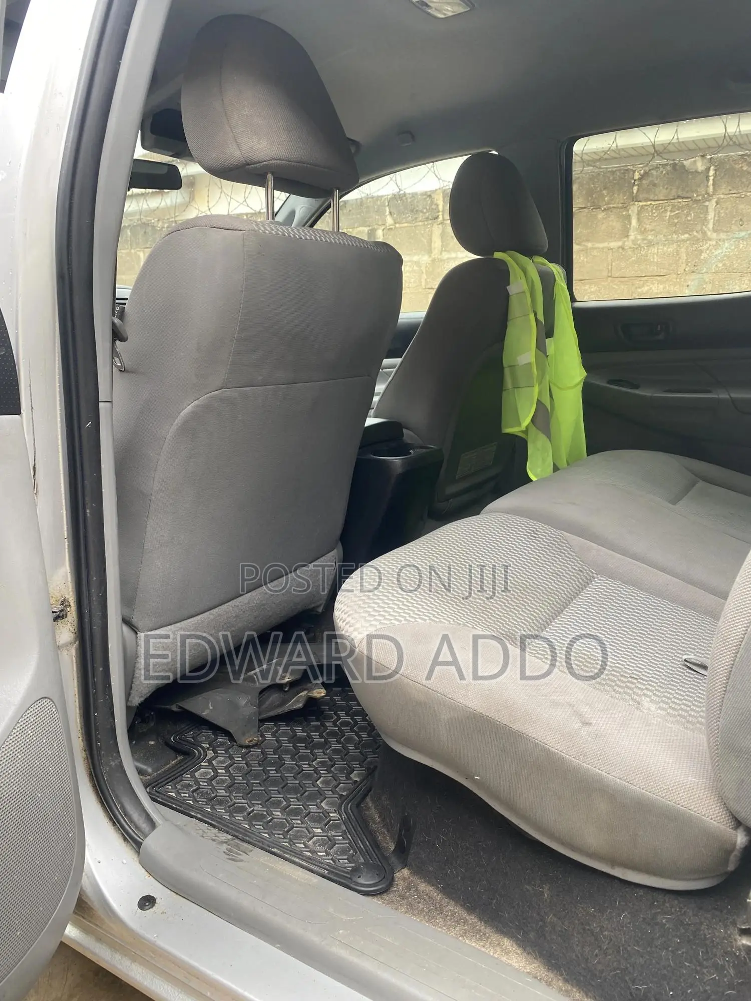 Toyota Tacoma V6 4dr Double Cab 4WD 5.0 ft. SB (4.0L 6cyl 5A) 2014 Gray