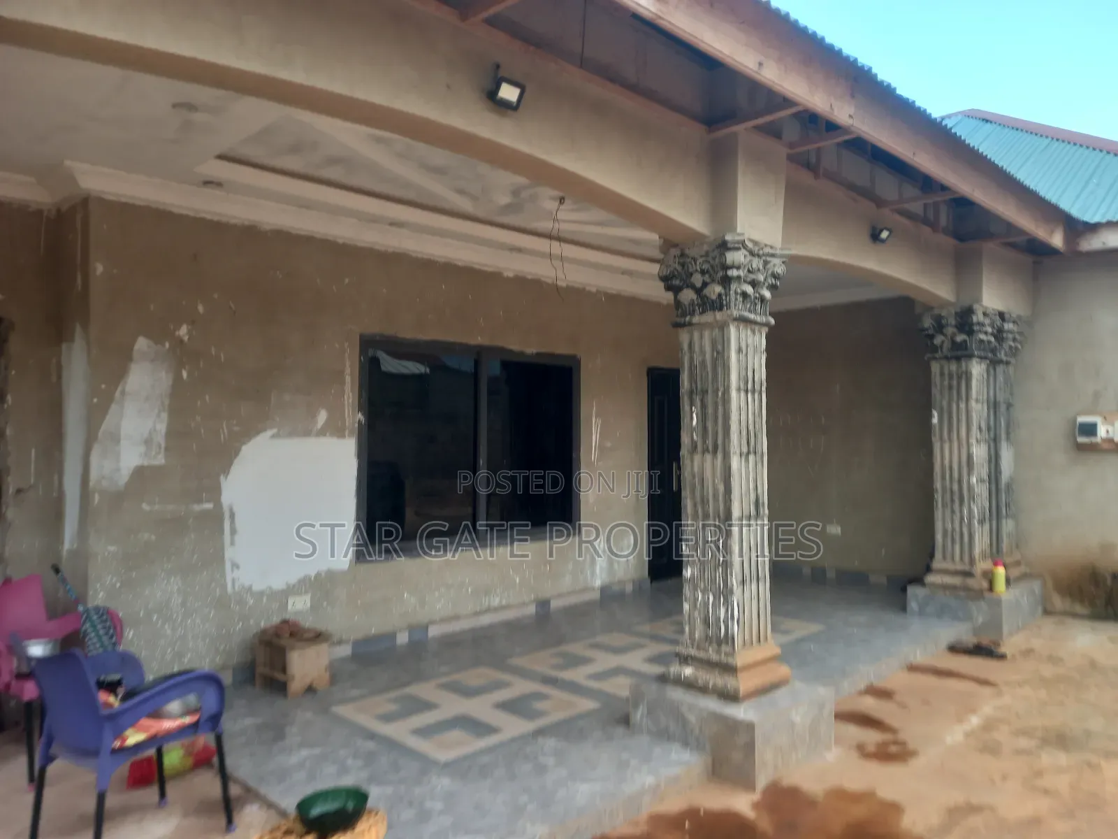 5bdrm House in Akyeremadi, Kumasi Metropolitan for sale