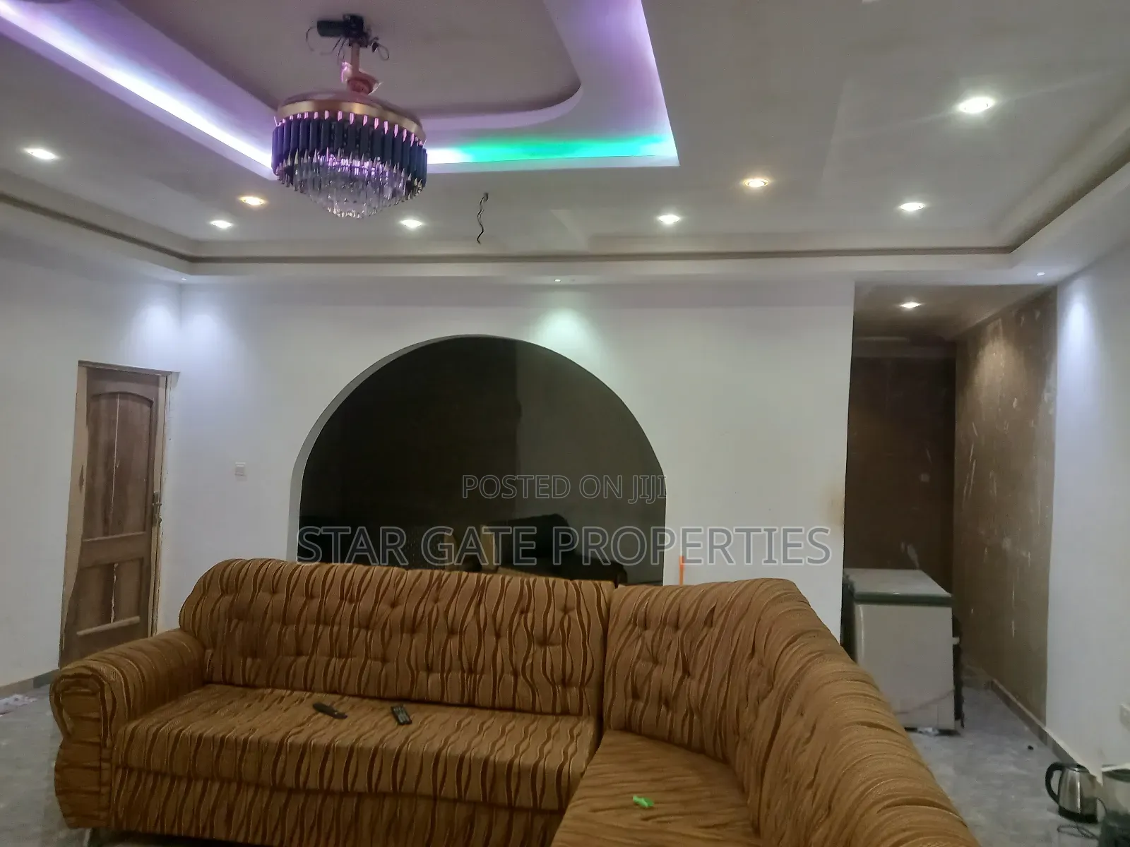 5bdrm House in Akyeremadi, Kumasi Metropolitan for sale