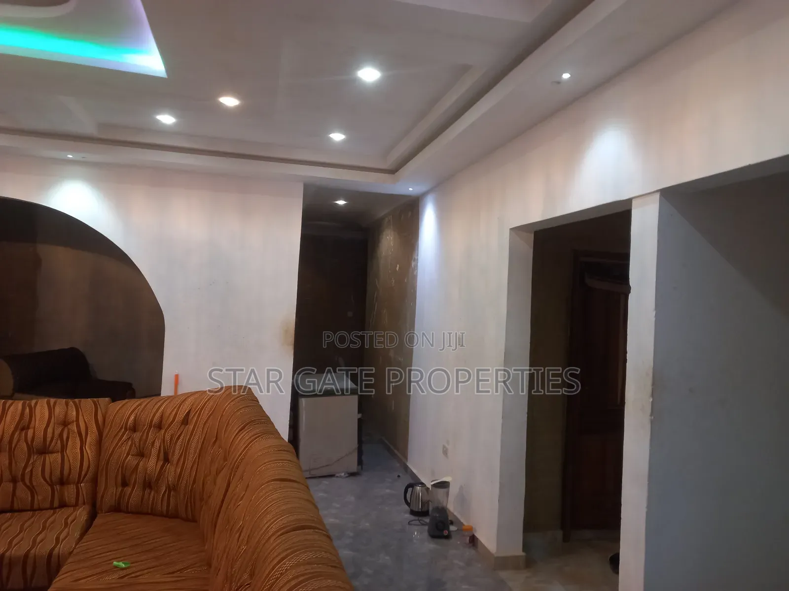 5bdrm House in Akyeremadi, Kumasi Metropolitan for sale
