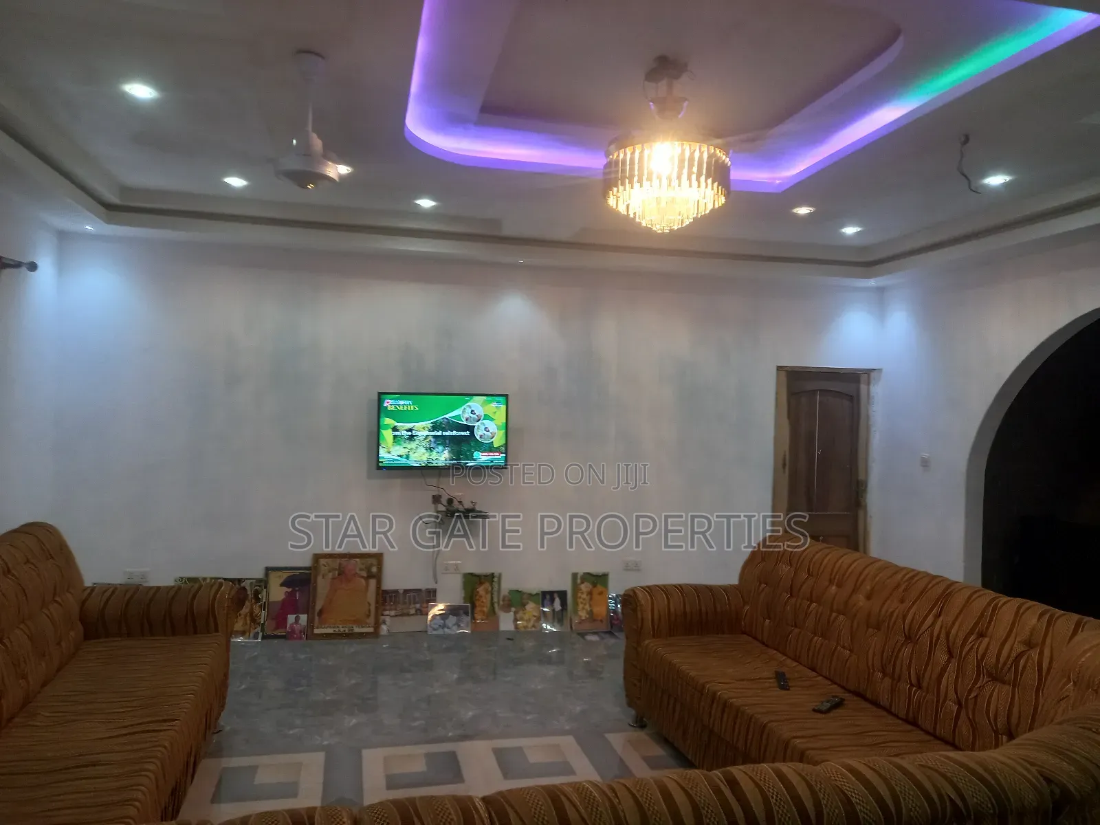 5bdrm House in Akyeremadi, Kumasi Metropolitan for sale