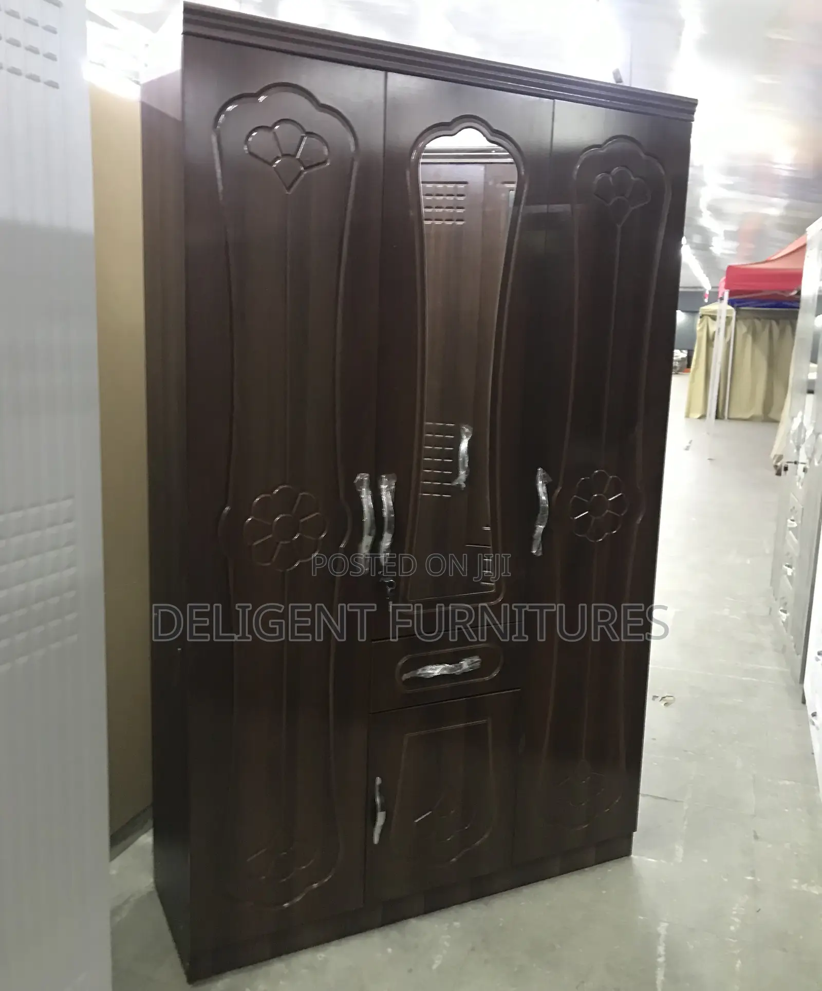 Neat 3 in 1 Wardrobe (Payment on Delivery)
