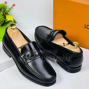 Louis Vuitton Black Solid Leather Men’S Loafers