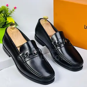 Louis Vuitton Black Solid Leather Men’S Loafers
