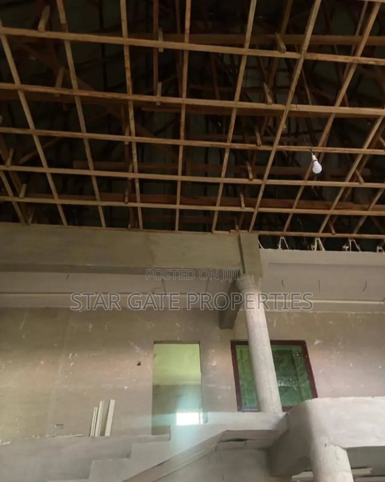 8bdrm House in Offinso Akonum, Kumasi Metropolitan for sale