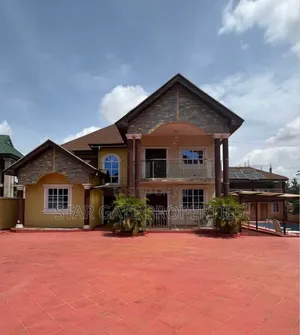 5bdrm House in Kwadaso, Kumasi Metropolitan for sale