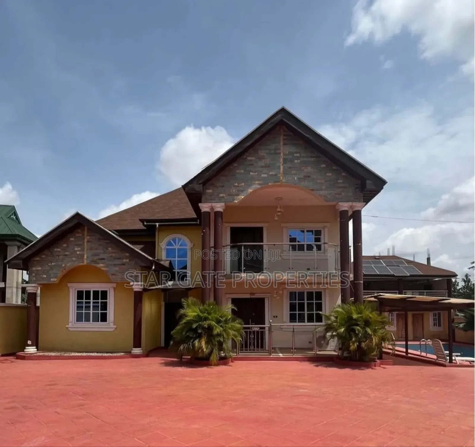 5bdrm House in Kwadaso, Kumasi Metropolitan for sale