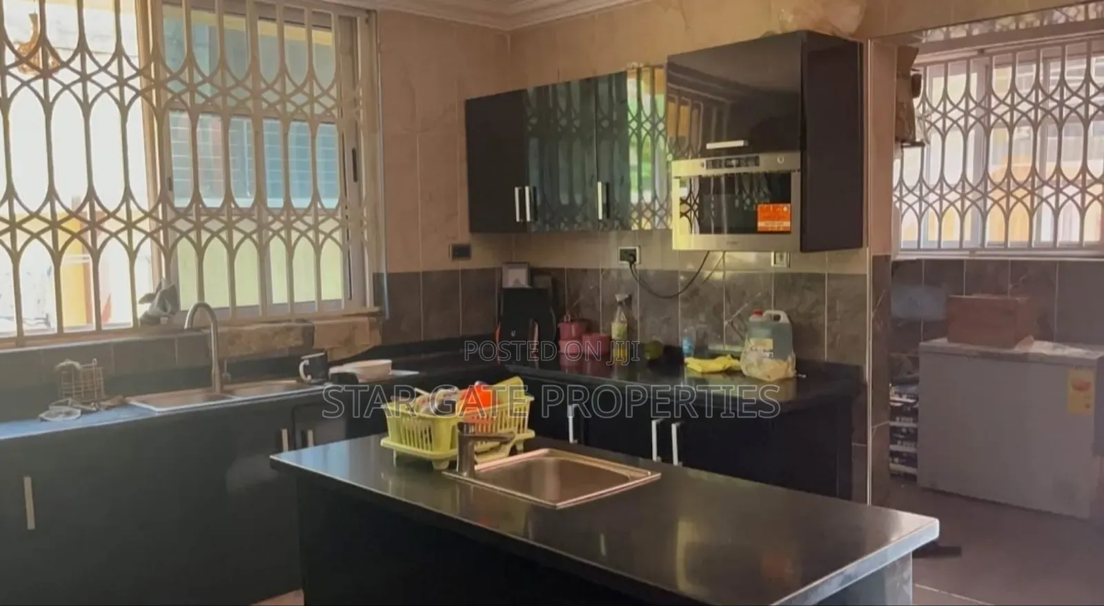 5bdrm House in Kwadaso, Kumasi Metropolitan for sale