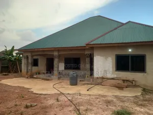 5bdrm House in Star Gate Properties, Kumasi Metropolitan for sale