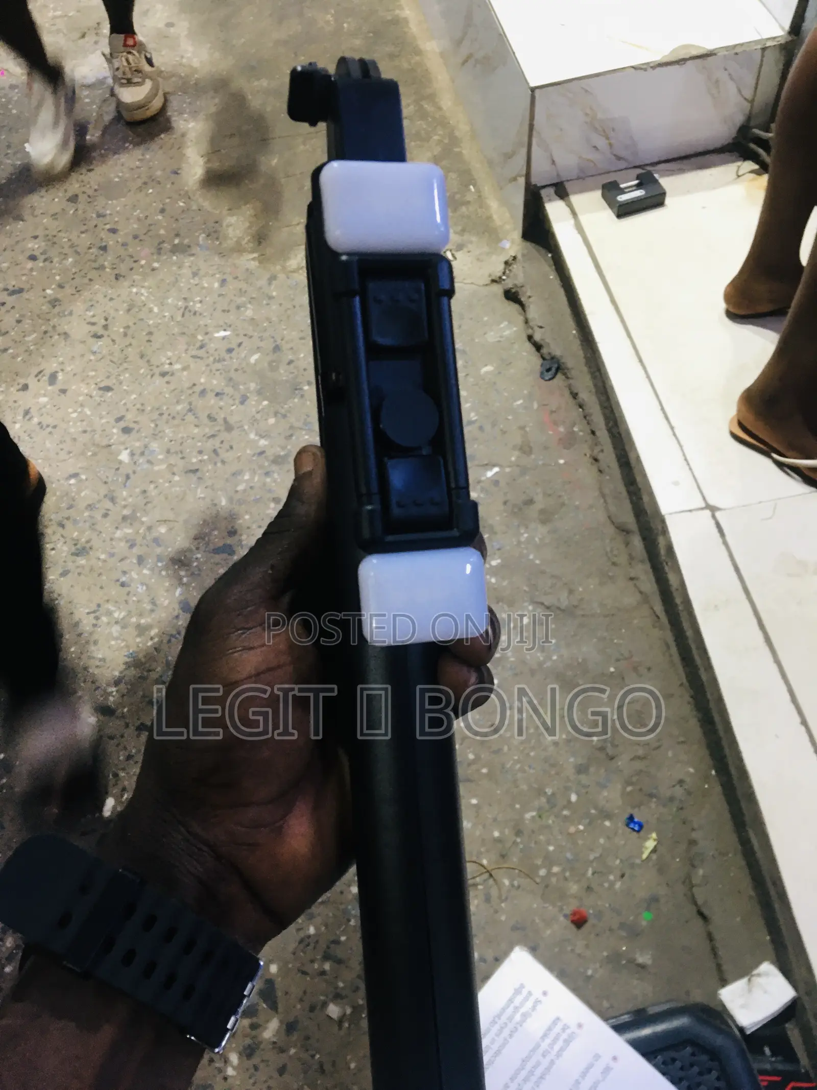Phone Stand/Selfie Stick