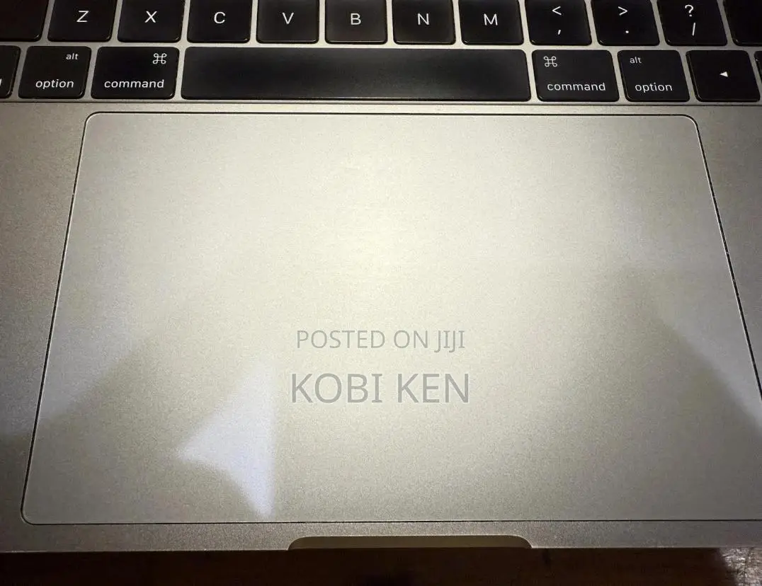 Laptop Apple MacBook Pro 2016 16GB Intel Core i7 SSD 512GB