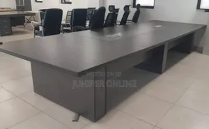 Conference Table Strup Vinsta
