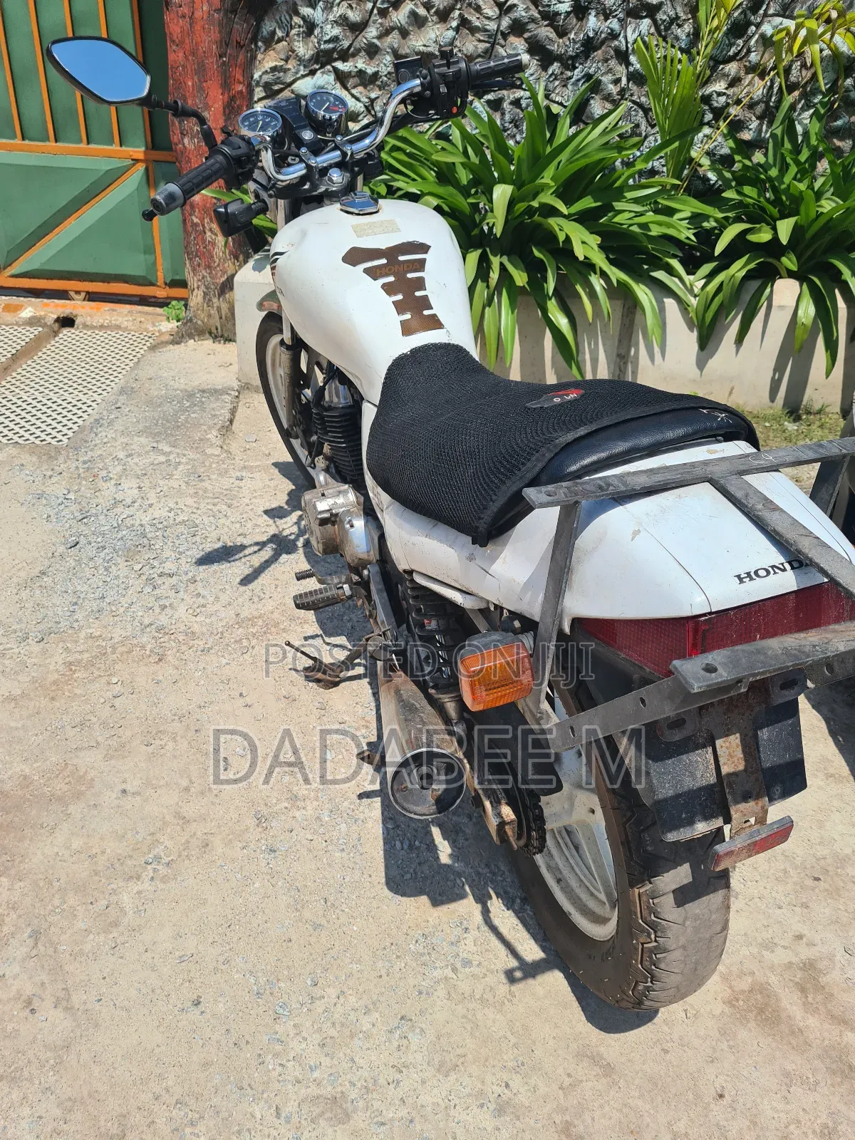Honda CB 2005 White