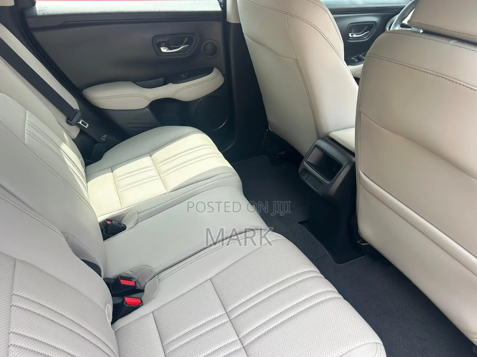 Honda HR-V EX-L 2WD CVT 2024 Silver