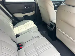 Honda HR-V EX-L 2WD CVT 2024 Silver