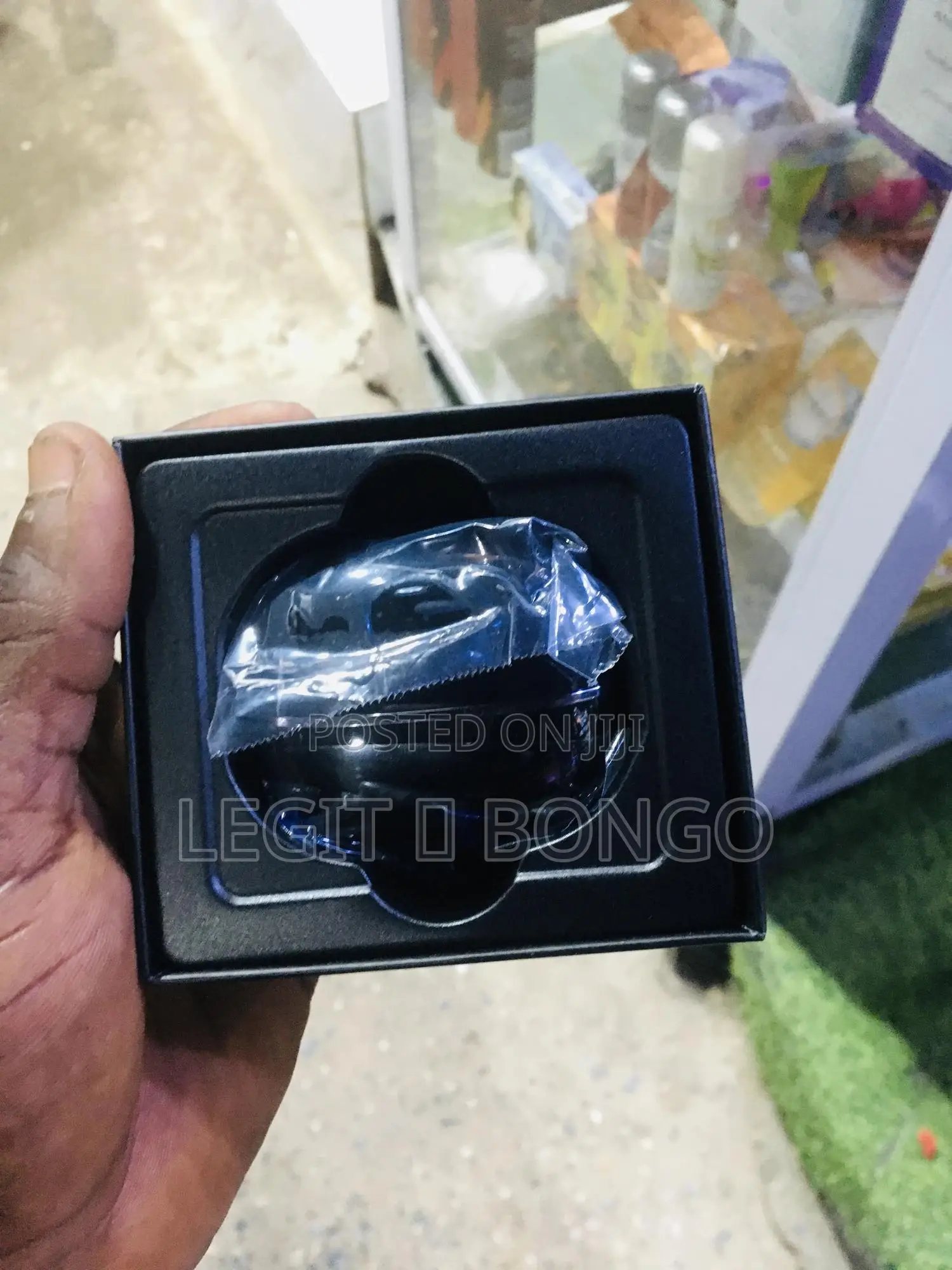 Airpods/Earbuds