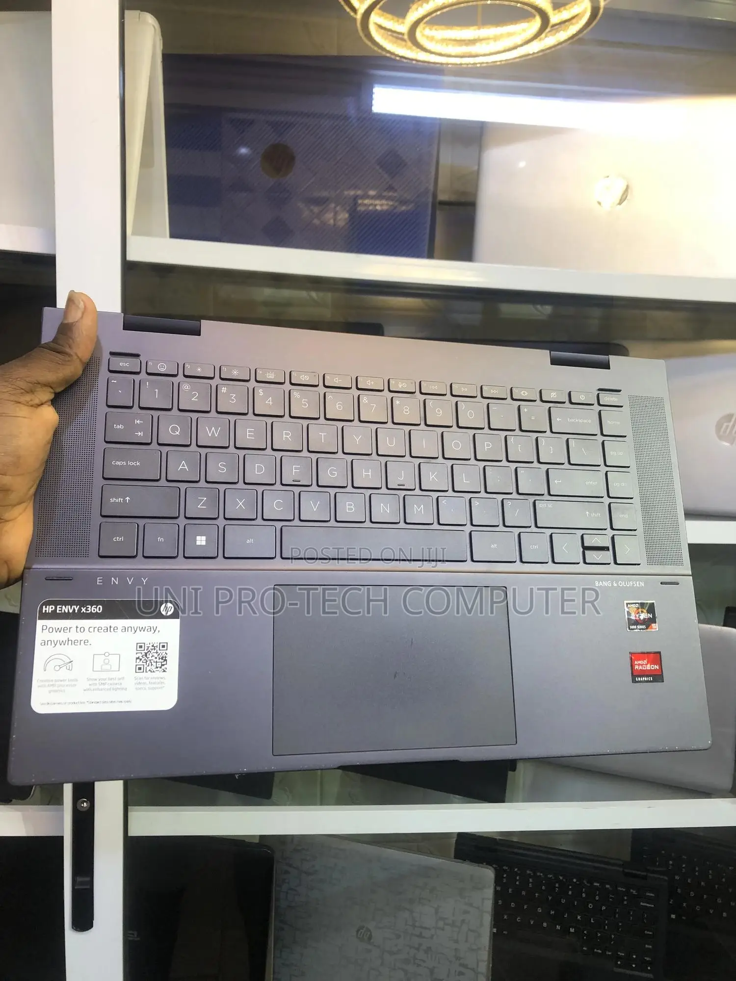 Laptop HP Envy 15-Ep0xxx 8GB AMD Ryzen 5 SSD 256GB