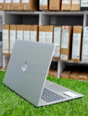New Laptop HP Pavilion 15 16GB Intel Core I5 SSD 1T