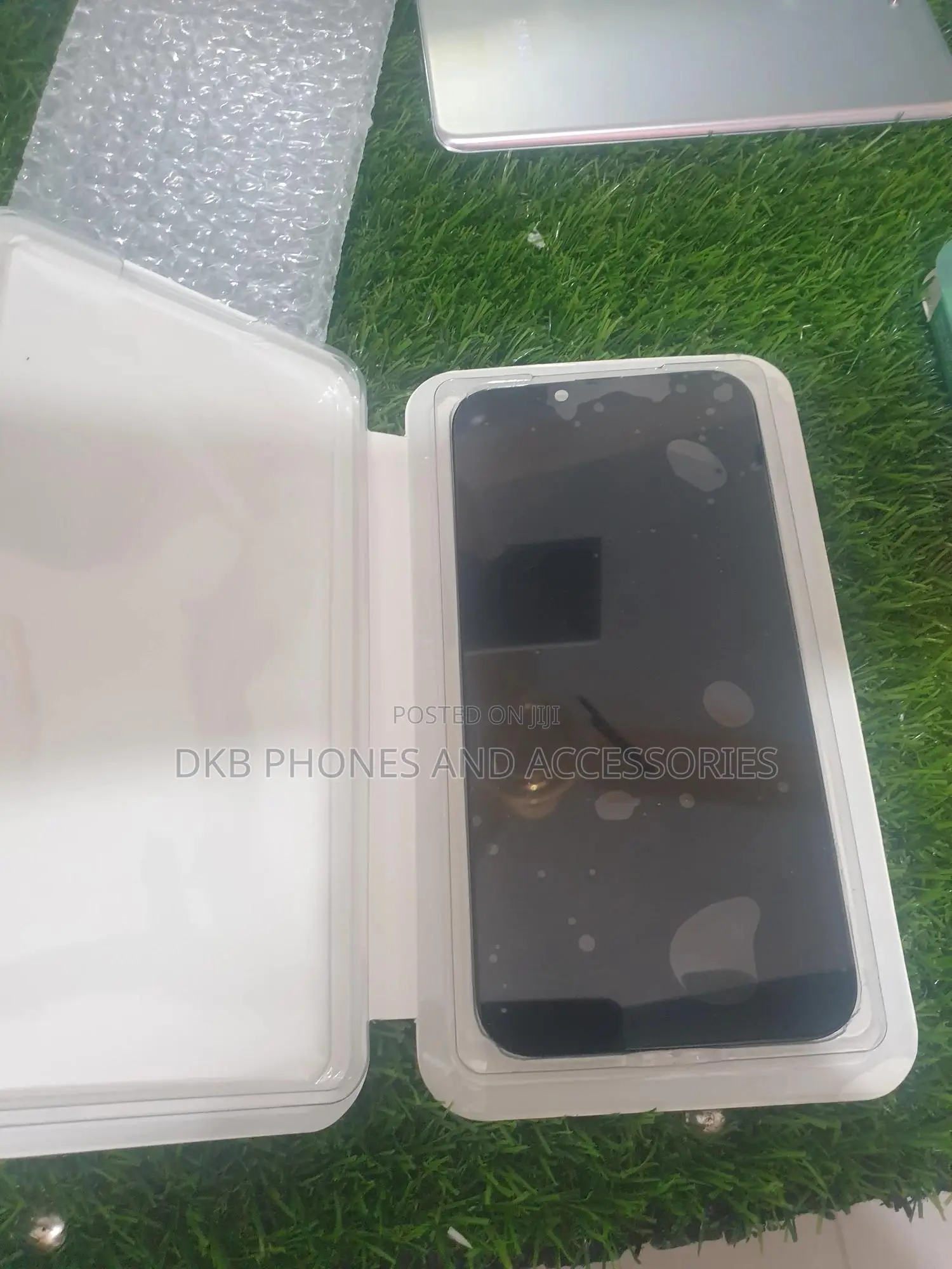 iPhone 14 Plus Screen