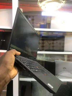 Laptop Lenovo ThinkPad T14 G1 12GB Intel Core I5 SSD 256GB