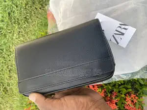 Zara Men Crossbody Sidebag