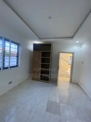 4bdrm House in Ashaley Botwe for rent